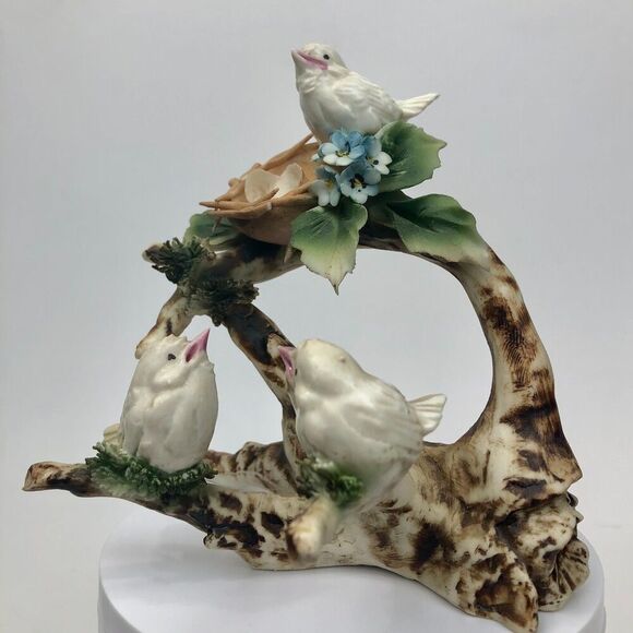 Capodimonte Italy Porcelain Mama Bird & Baby Birds Just Hatched Figurine 1980s - Picture 10 of 16